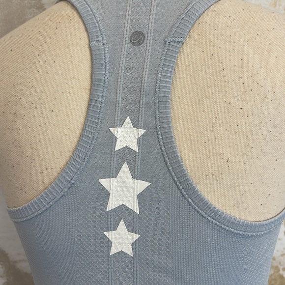 CRZ YOGA F45 Dix Hills Fitted Tank Top size small (4/6) - Picture 3 of 4